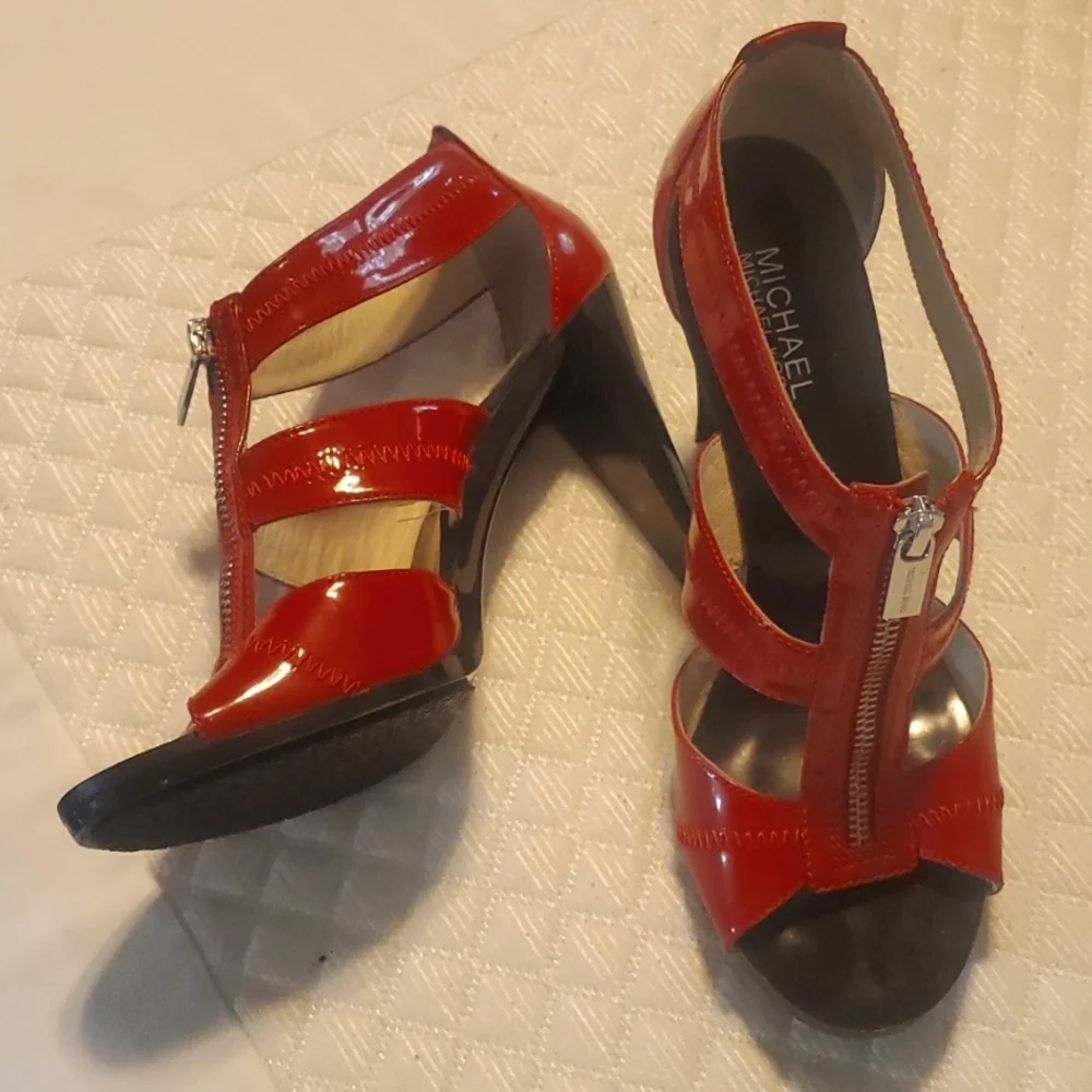 Red Michael Kors heels - Picture 1 of 10